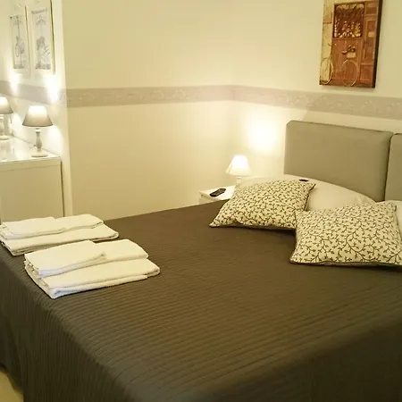 Guantai 30 Bed & Breakfast *