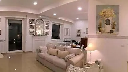 Guantai 30 Oda ve Kahvaltı 4*