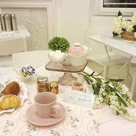 Bed & Breakfast Guantai 30 Neapol
