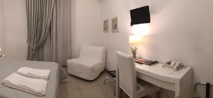 לינה וארוחת בוקר Guantai 30