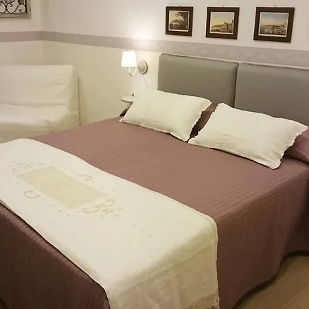Oda ve Kahvaltı Guantai 30 *