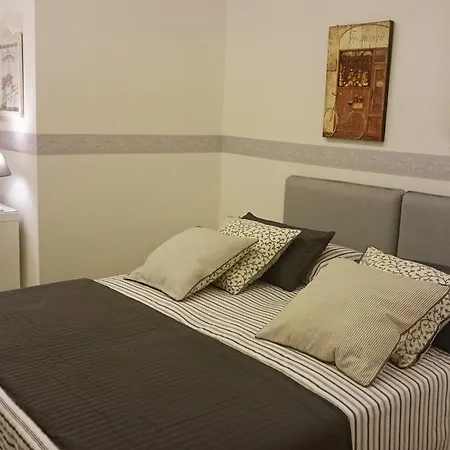 Oda ve Kahvaltı Guantai 30 *