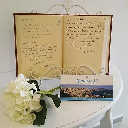 Oda ve Kahvaltı Guantai 30 Napoli